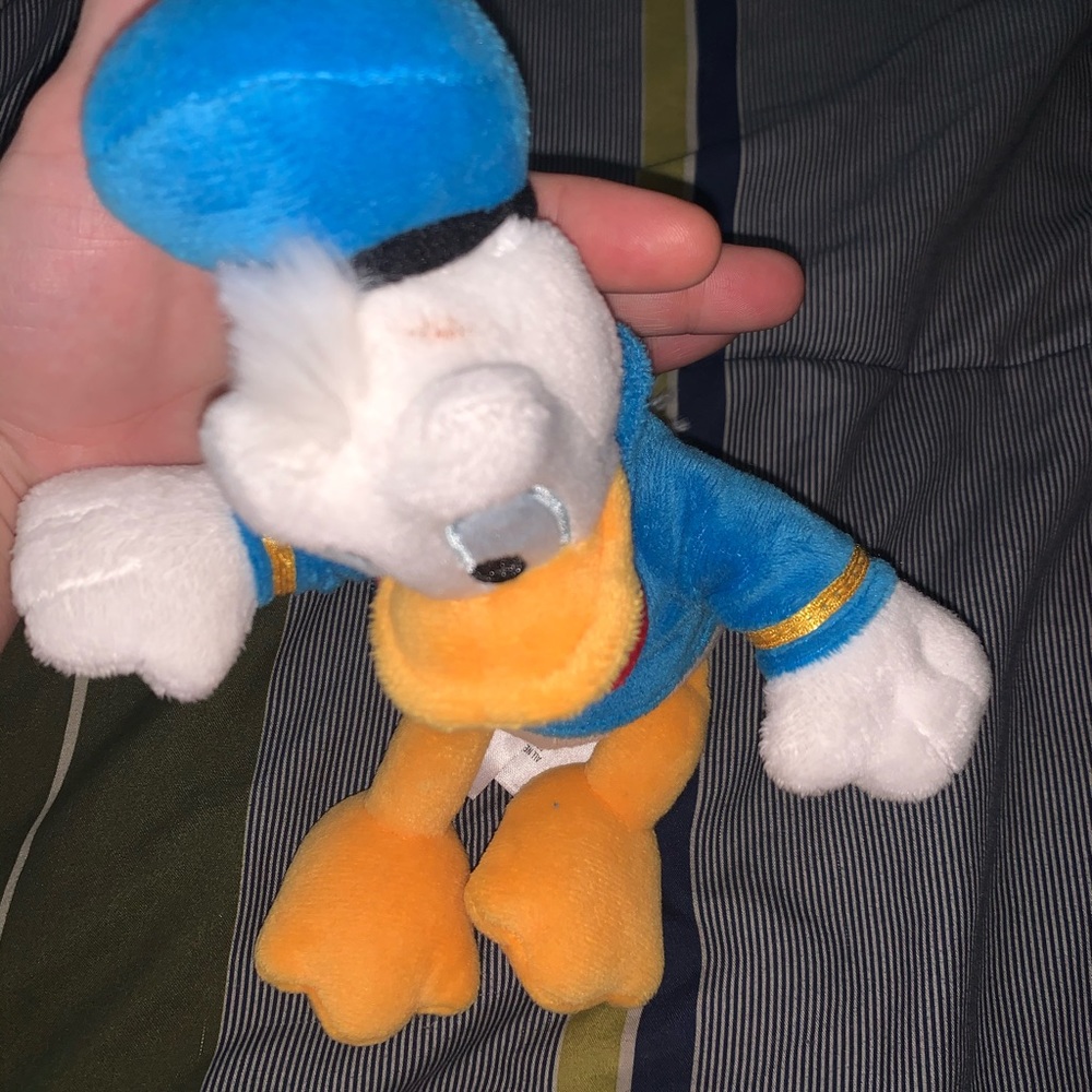 Disney Donald Duck Plush - Picture 2 of 4